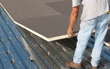 benefits of insulating Dun Gainmhich flat roofing